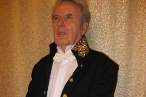 A murit istoricul şi academicianul Nicolae Edroiu. A fost găsit în maşină, în faţa Academiei