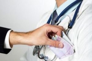 Proiect – Senat: Pacientul poate oferi donatii doar unitatii sanitare unde a fost ingrijit