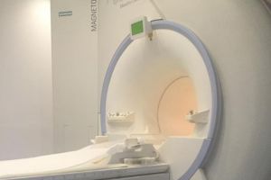 Un nou aparat RMN la Spitalul Judeţean