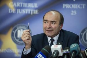 Tudorel Toader, întâlnire la nivelt înalt pentru codiţiile din penitenciare