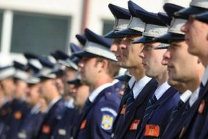 Aproape 800 de posturi scoase la concurs în Poliţia Română!