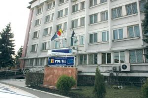 Poliţia Satu Mare face angajări: ofiţeri, agenţi de poliţie şi muncitori calificaţi