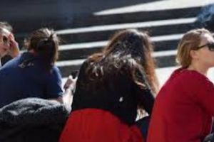 Liber la BÂRFIT!  Care sunt beneficiile asupra PSIHICULUI atunci când îţi BÂRFEŞTI cunoscuţii