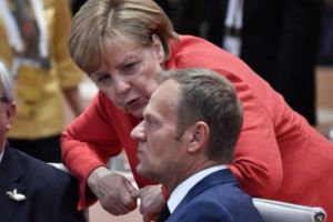 „Polonia ar putea organiza un REFERENDUM de tip BREXIT”