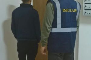 Un irakian fara drept de sedere in Romania a fost prins la Timisoara. El va fi escortat din tara