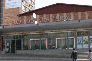 Cinematograful „Flacăra” din Hunedoara s-ar putea redeschide peste două luni