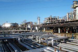 A fost resfinţită rafinăria din Oneşti