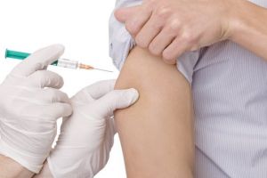 Paza bună trece primejdia rea: Vasluienii au fost vaccinaţi
