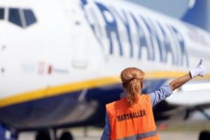 INCIDENT AVIATIC la Timişoara. 150 de pasageri BLOCAȚI în urma unei defecţiuni