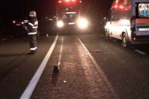 Accident cumplit în Cluj: Pasagerul unui autoturism care rula cu 200 de km la oră a fost ucis de imprudenţa şoferului beat