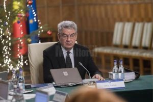 Premierul Mihai Tudose a anunţat „un drum expres sau o autostradă” de la Suceava spre ...