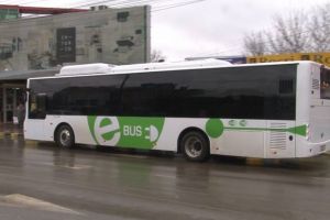 Călătorii gratuite cu un autobuz electric modern, în municipiul Suceava