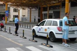 Cluj-Napoca: Amenzi de peste 6500 de lei, pentru taximetriştii din zona Aeroportului
