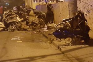 FOTO – Accident groaznic la Cluj. Un BMW făcut praf şi şofer mort de beat