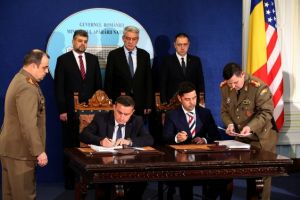 Armata Romana va primi transportoare blindate pentru trupe 8x8 Piranha V. Contractul de achizitie, semnat la MApN 