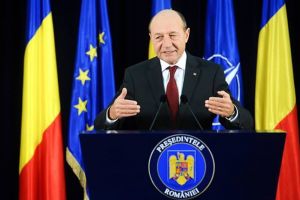 Politistul pedofil, decorat de Traian Basescu cu ordinul ”Barbatie si Credinta”