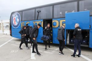 Fotbalistii de la FC Viitorul au plecat in cantonament in Turcia. Cu ce echipa vor juca primul meci amical (galerie foto)