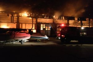 Autoritatile din Tulcea cauta solutii pentru desfasurarea transportului public de calatori in conditii optime. Peste jumatate din autobuze au ars in incendiu