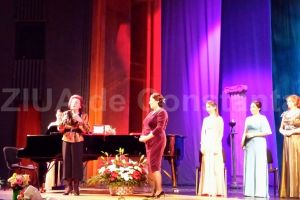 Aniversare in templul muzei: Eutherpe  La multi ani cu sanatate si bucurii muzicale, Gabriela Popescu!