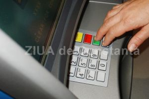 Intamplare ca-n filme pe o strada din Constanta!:  Imi cer scuze ca ti-am furat banii. Te rog, nu vreau sa am probleme cu politia“