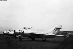 Dubla catastrofa: Doua avioane subsonice, infipte in malul Dunarii