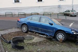 FOTO: Accident spectaculos lângă Liceul „Bolyai”