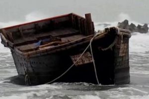 EVADARE cu VICTIME. 12 femei au fugit cu o barcă din Coreea de Nord, două dintre ele s-au înecat