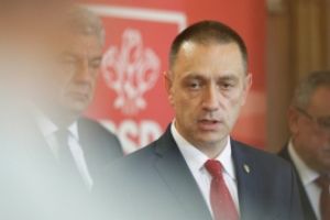 Ministrul Apărării cere 