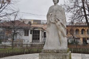Spectacol omagial şi recitaluri poetice de ziua poetului Mihai Eminescu
