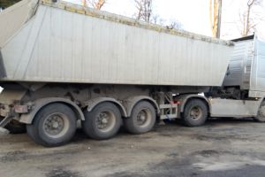 Rovinieta pentru dube şi camioane se va scumpi cu cel puţin 85% anul acesta