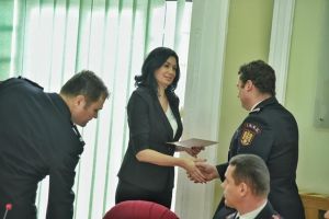 Diplome de merit pentru pompierii din Timis care au contribuit la stingerea incendiului din Satu Mare
