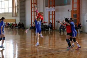 Handbal: Victorie la limită pentru Corona 2010, la Oradea