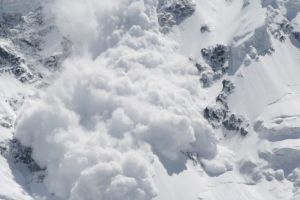 Risc de avalanşă în munţii Parâng