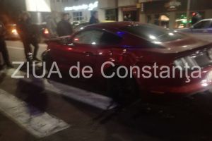 Imagini de la eveniment. Accident in Constanta, zona Capitol. Un BMW si un Mustang implicate (galerie foto) 