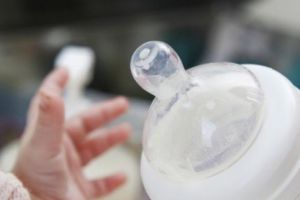 Lapte praf contaminat cu salmonella. Fost angajat: Igiena nu era o prioritate