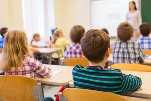 Modificări în învăţământul românesc în 2018: Bacalaureatul se susţine în două etape, o singură editură pentru manuale
