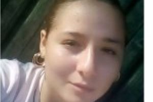 O fata de 13 ani a fugit de acasa / Politistii au demarat cautarile la nivel national