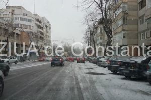 Ninge de cateva ore la Constanta. Zapada incepe sa se depuna. Cum se circula pe strazile din oras. Ce spun meteorologii (galerie foto)