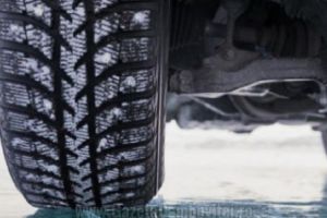 INFORMARE METEO: Ninsorile se transormă în ploi ce vor favoriza formarea de polei