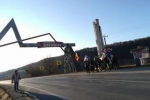 Marşul Speranţei a ajuns la Braşov! S-au alăturat şi alţi protestatari - VIDEO
