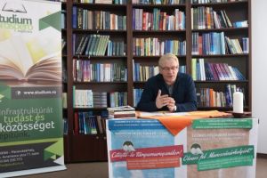 Maratonul de lectură „Citeşte-le tîrgumureşenilor!” a fost deschis de către Compania „Liviu Rebreanu”