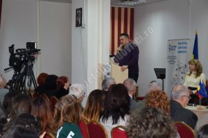 Ziua Culturii Naţionale, în contextul aniversării Centenarului Marii Uniri,  celebrată la sediul Bibliotecii Judeţene „I. H. Rădulescu”, din Târgovişte