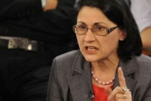 ECATERINA ANDRONESCU, ieşire nervoasă în mijlocul CExN. Vicepreşedintele TUNĂ şi FULGERĂ la adresa liderilor PSD