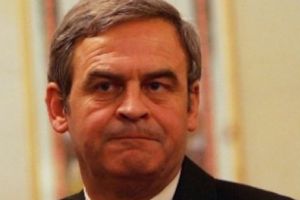 Laszlo Tokes reacţionează DUR după declaraţiile premierului Tudose: „Demisia ar mai ameliora cumva situaţia”