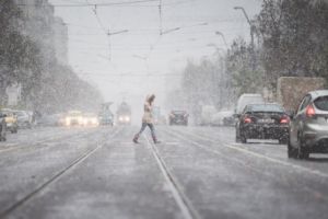 PROGNOZA METEO PENTRU URMĂTOARELE ZILE. Gata cu iarna? Vin temperaturi de până la 10 grade Celsius