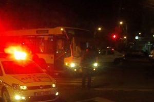 Octogenar lovit de un autobuz pe o trecere de pietoni