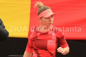 Simona Halep debuteaza astazi la Australian Open 2018. Ce rezultate a inregistrat in primul meci din precedentele doua editii