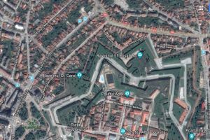 Primăria Alba Iulia se pregăteşte să reamenajeze şanţul exterior de pe latura de Nord a Cetăţii Alba Carolina – Vor fi construite spaţii pentru agrement şi o pistă de biciclete