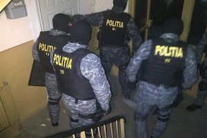 Percheziţii în domeniul silvic. Poliţiştii au descins la sediile unor societăţi comerciale din Satu Mare