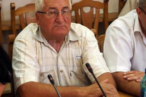 Un consilier judeţean PSD solicită majorarea indemnizaţiilor de şedinţă, Flutur răspunde ...